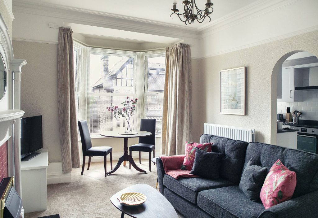 Apt 2, 9 East Park Road
