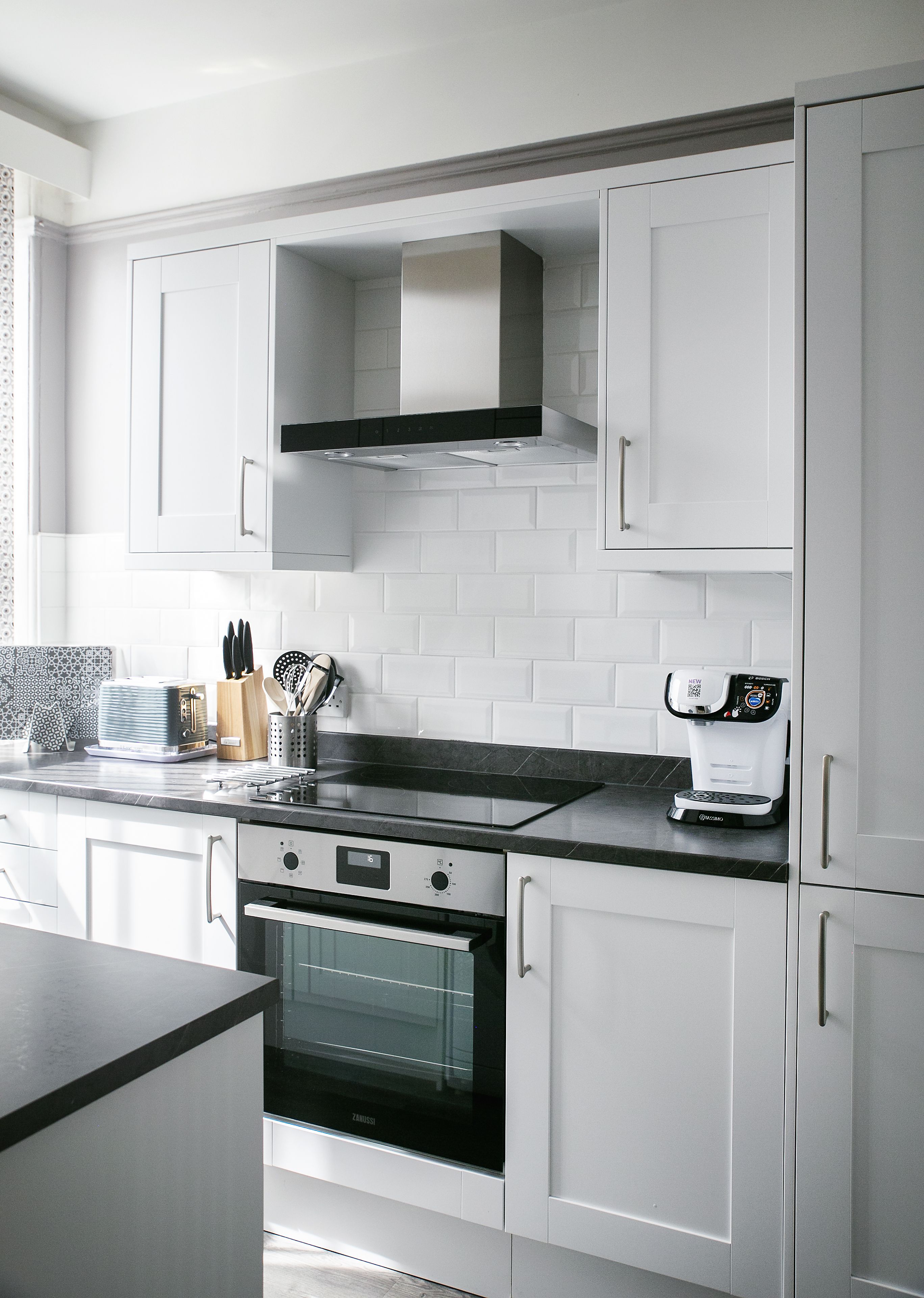 Apt 2 9 East Park Road - image 6
