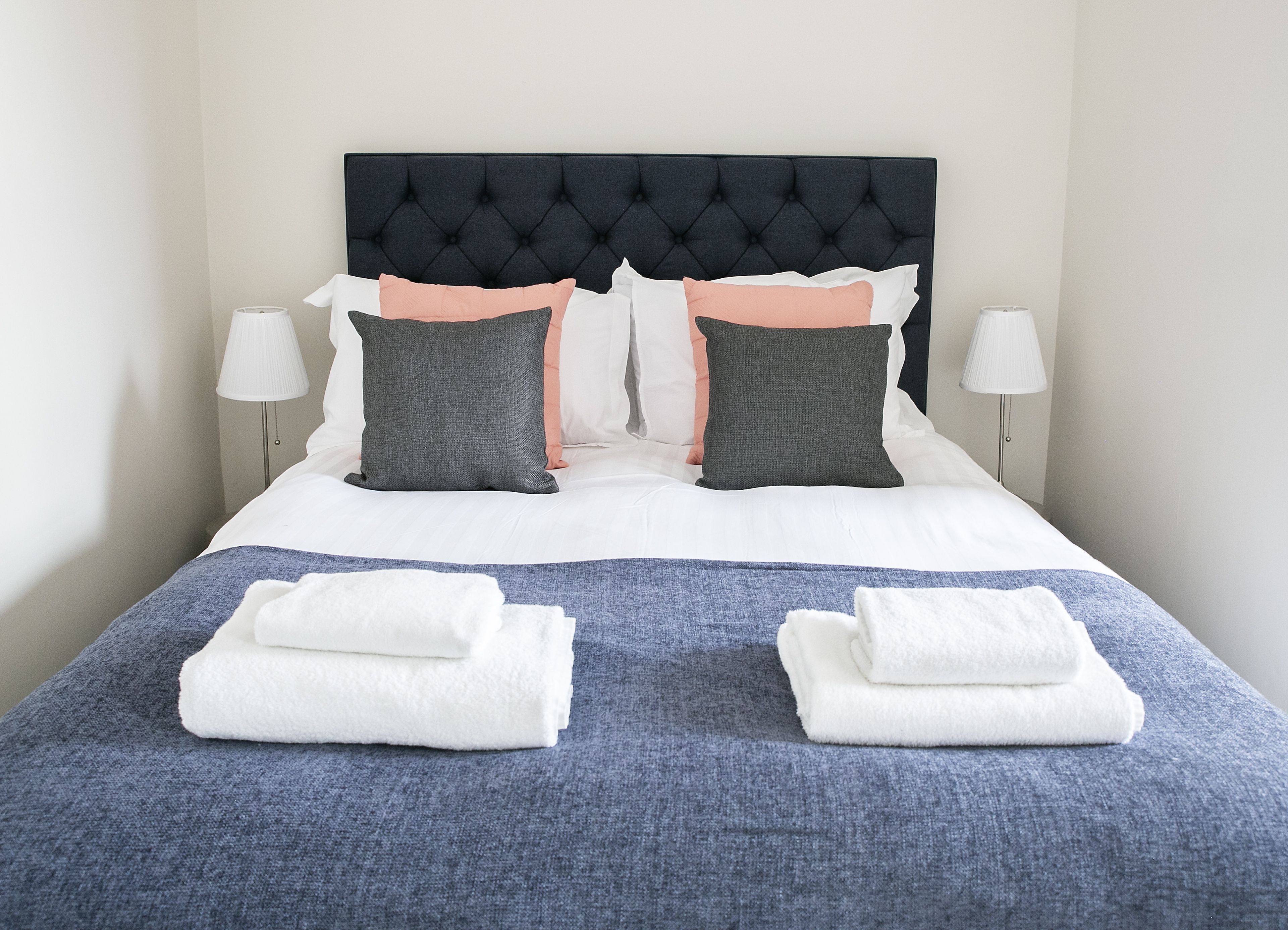 Apt 2 9 East Park Road - image 8